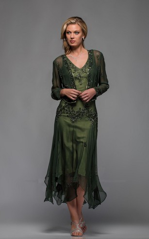 Casual Sheath Chiffon V-neck Long Sleeve Mother of The Bride Dress with beadings