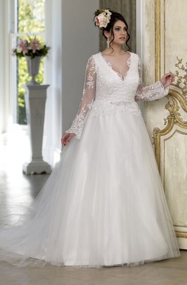 long sleeve ball gown wedding dress plus size