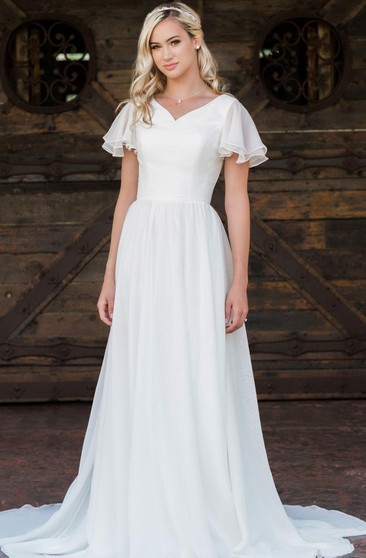 casual wedding dresses with sleeves